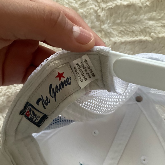 University Miami white cap - Picture 7 of 7